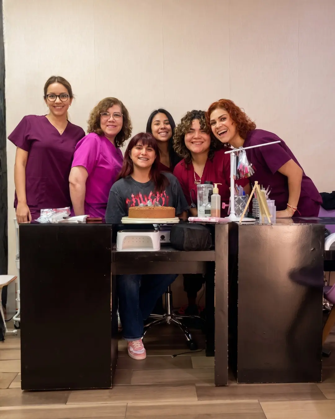 El equipo completo de Victoria Salón